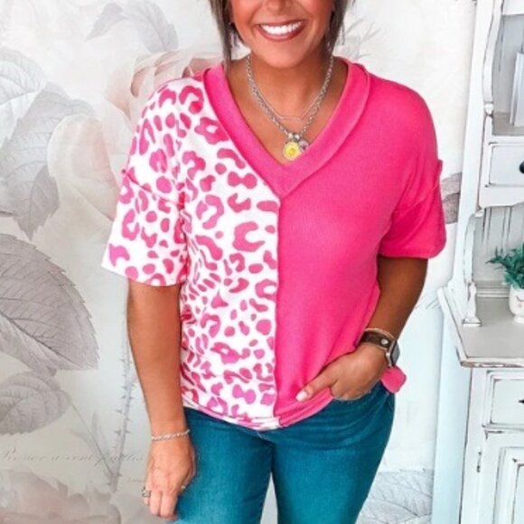 💥3/$15💥 NEW - Rose Cheetah Patchwork Short Sleeve Top - Size Small - Picture 1 of 11